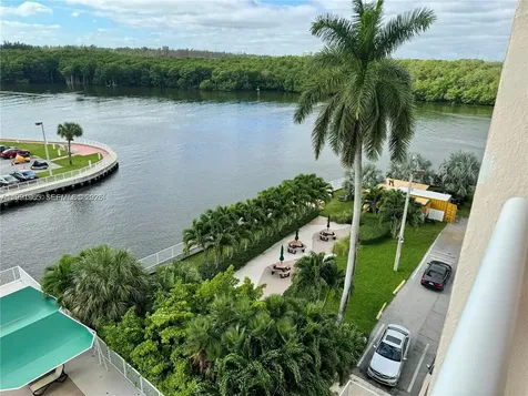 400 Kings Point Drive Sunny Isles Beach FL 33160