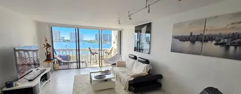 17900 N Bay Road Sunny Isles Beach FL 33160