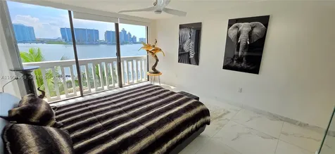 17900 N Bay Road Sunny Isles Beach FL 33160