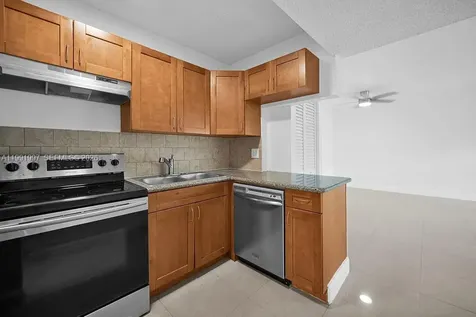 568 Kathy Court Margate FL 33068