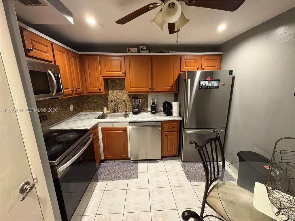 4152 Inverrary Drive Lauderhill FL 33319