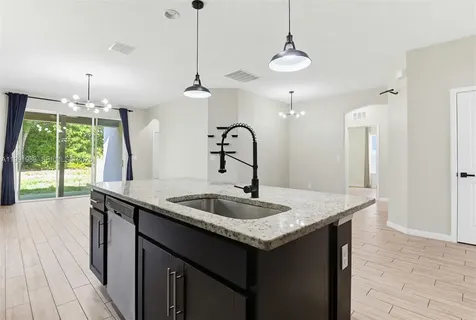 1034 Chelan Falls Drive DeLand FL 32724