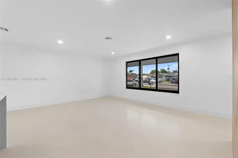 7570 Venetian Street Miramar FL 33023