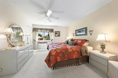 301 Pine Ridge Circle Green Acres FL 33463