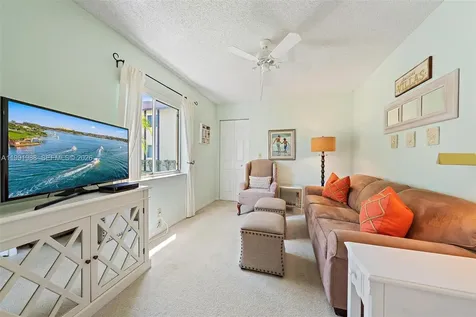 301 Pine Ridge Circle Green Acres FL 33463
