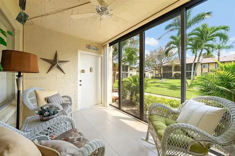301 Pine Ridge Circle Green Acres FL 33463
