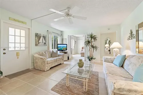 301 Pine Ridge Circle Green Acres FL 33463