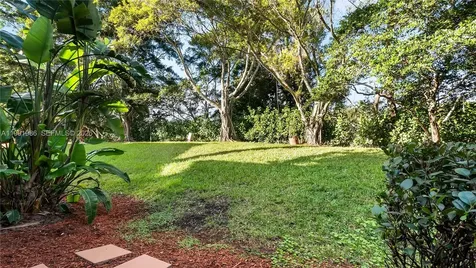 3889 Tree Top Drive Weston FL 33332