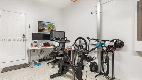 3889 Tree Top Drive Weston FL 33332