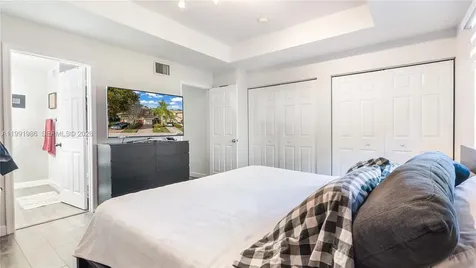3889 Tree Top Drive Weston FL 33332