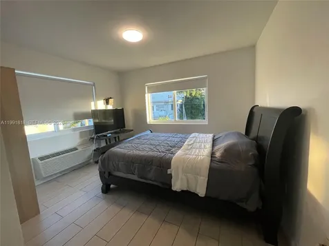 625 77th Street Miami Beach FL 33141