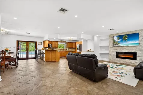 2600 SW 154th Lane Davie FL 33331