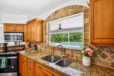 2600 SW 154th Lane Davie FL 33331