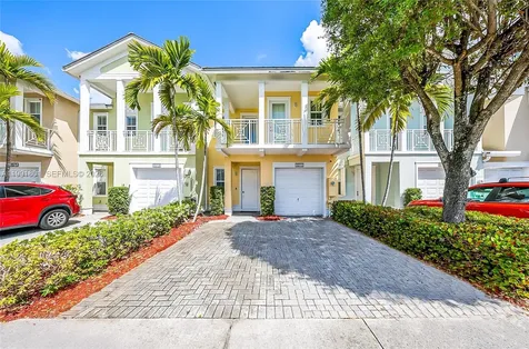 10711 NW 75th Lane Doral FL 33178