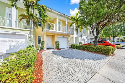 10711 NW 75th Lane Doral FL 33178
