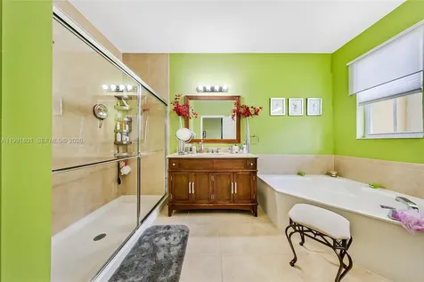 10711 NW 75th Lane Doral FL 33178