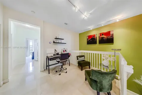 10711 NW 75th Lane Doral FL 33178
