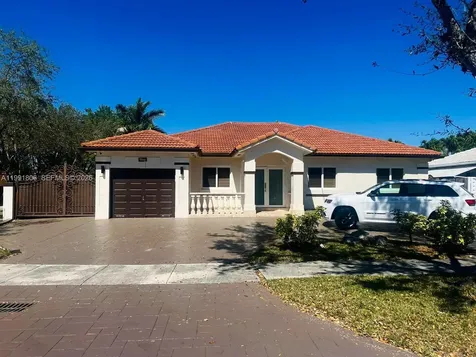 8899 NW 176th Lane Hialeah FL 33018