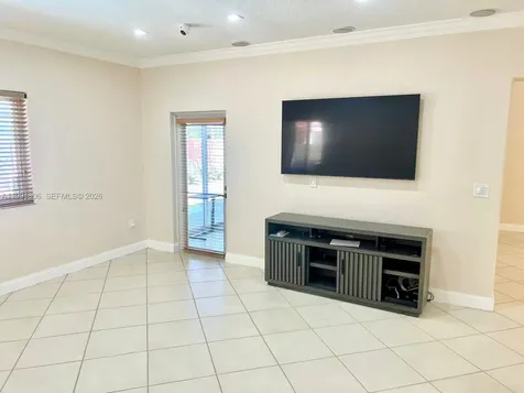 8899 NW 176th Lane Hialeah FL 33018