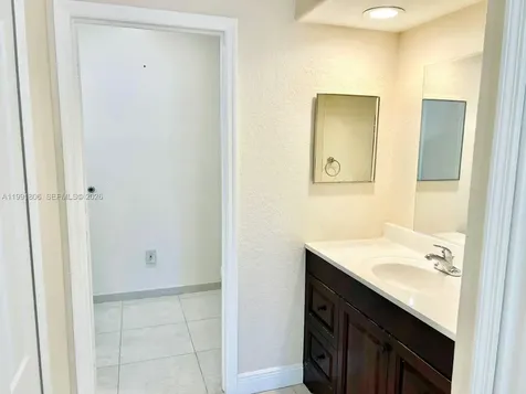 8899 NW 176th Lane Hialeah FL 33018