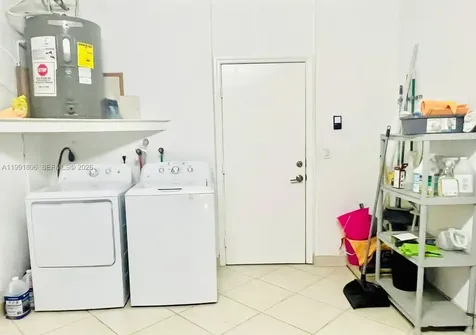 8899 NW 176th Lane Hialeah FL 33018