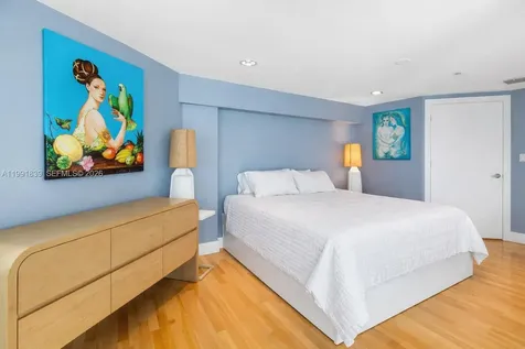 7728 Collins Avenue Miami Beach FL 33141