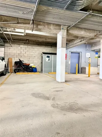 7728 Collins Avenue Miami Beach FL 33141