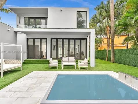 3010 Alton Road Miami Beach FL 33140