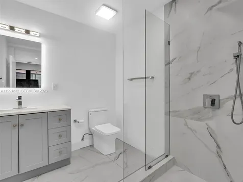 3010 Alton Road Miami Beach FL 33140