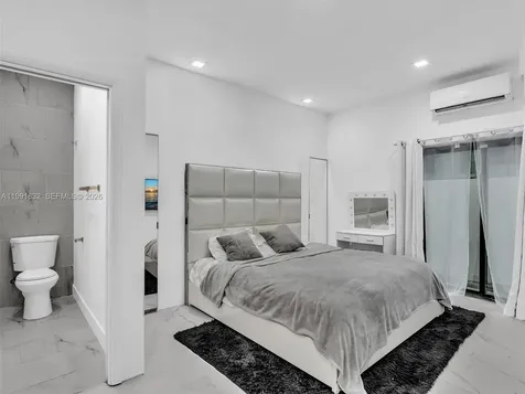 3010 Alton Road Miami Beach FL 33140
