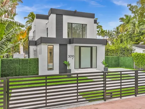 3010 Alton Road Miami Beach FL 33140