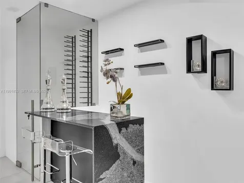 3010 Alton Road Miami Beach FL 33140