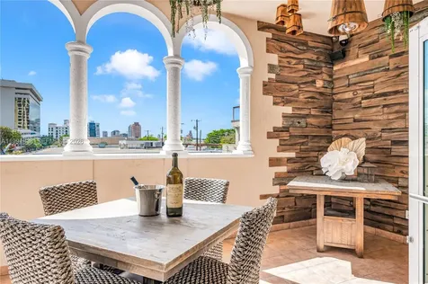 223 Valencia Avenue Coral Gables FL 33134
