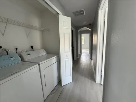 1586 SE 27th Court Homestead FL 33035