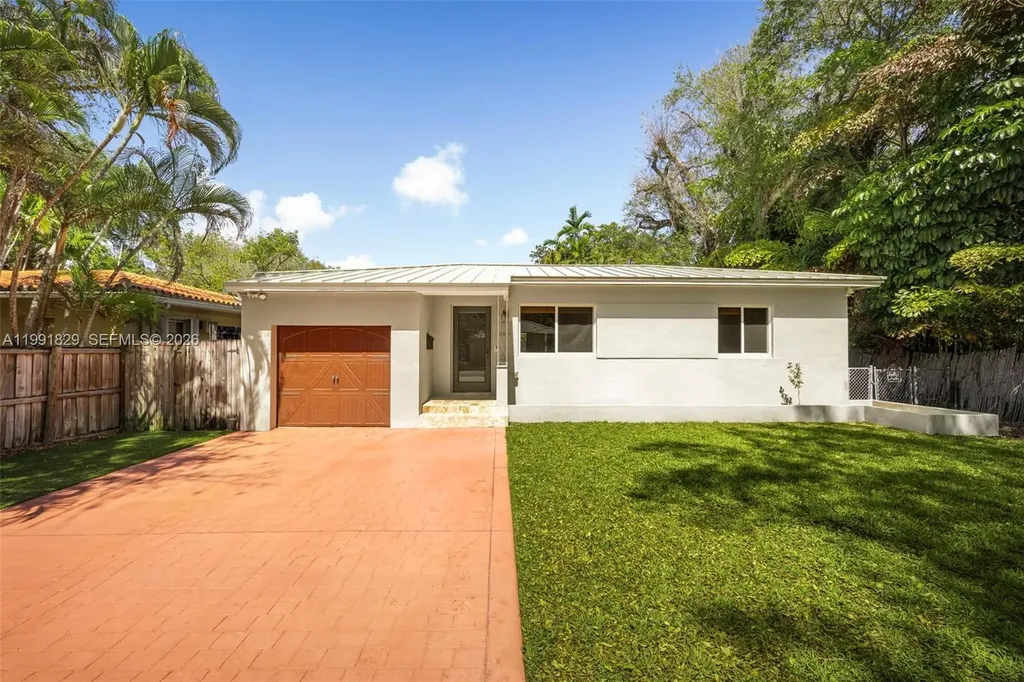 2431 Overbrook Street Miami FL 33133