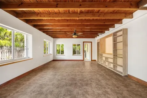 2431 Overbrook Street Miami FL 33133