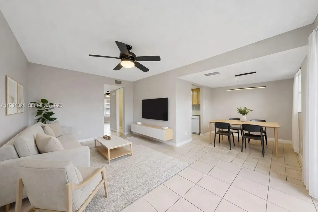 6557 SW 41st Court Davie FL 33314