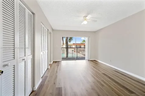 6557 SW 41st Court Davie FL 33314