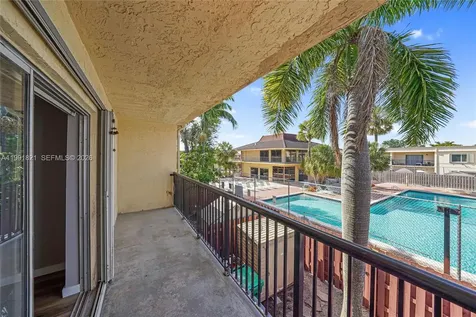 6557 SW 41st Court Davie FL 33314