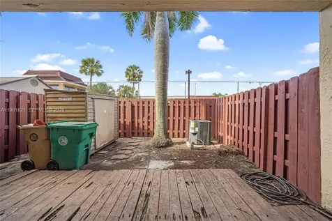 6557 SW 41st Court Davie FL 33314