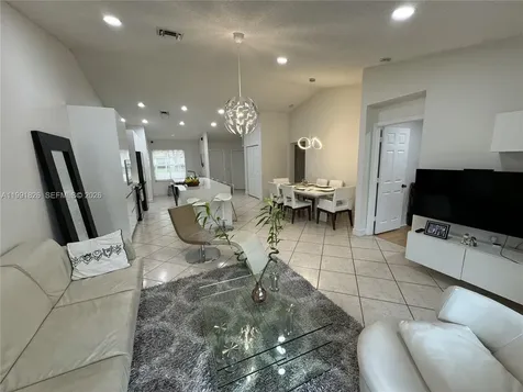 2002 Andromeda Lane Weston FL 33327