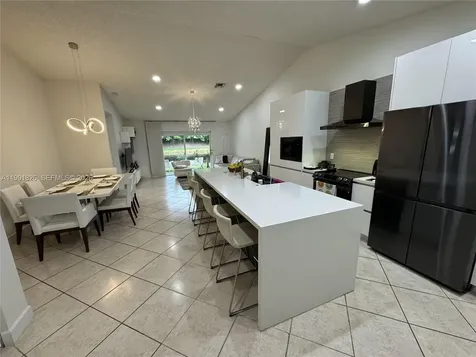 2002 Andromeda Lane Weston FL 33327