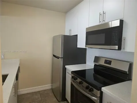 8100 Geneva Court Doral FL 33166