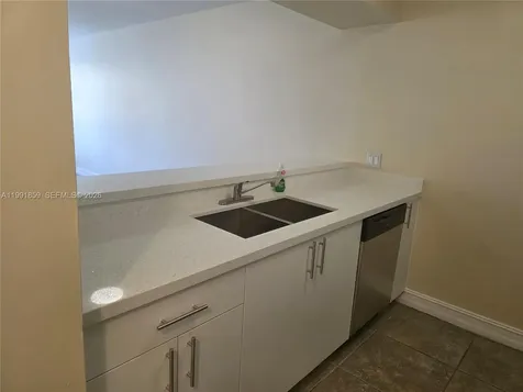 8100 Geneva Court Doral FL 33166
