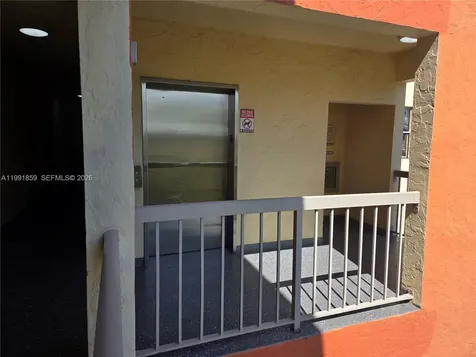 8100 Geneva Court Doral FL 33166