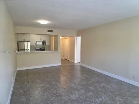 8100 Geneva Court Doral FL 33166
