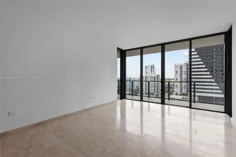 88 SW 7th Street Miami FL 33130