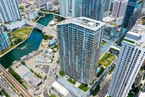 88 SW 7th Street Miami FL 33130