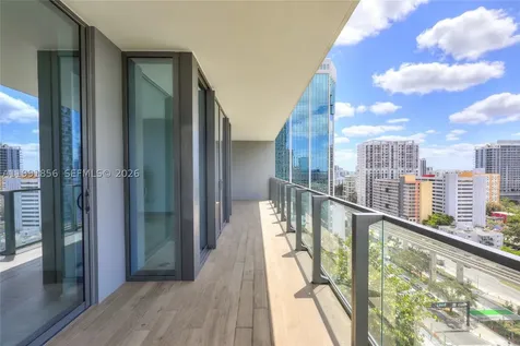 88 SW 7th Street Miami FL 33130