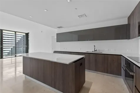 88 SW 7th Street Miami FL 33130